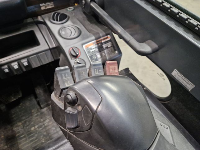 Cat DP35NT dieseltrukki vm. 2019 (hyvät varusteet)