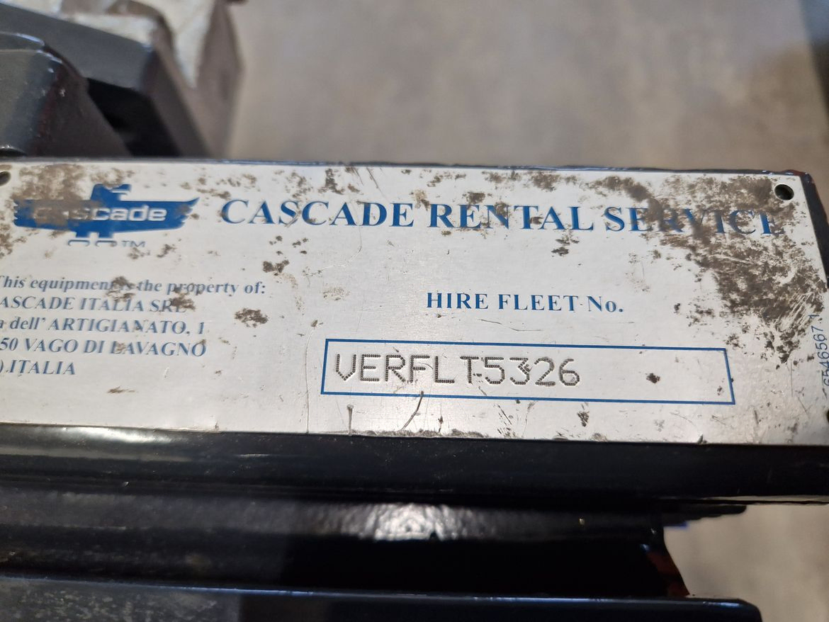 Cascade 44G-TMR ympäripyörivä haarukkapihti