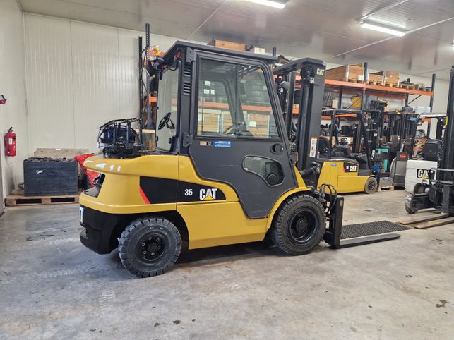 Cat DP35NT dieseltrukki vm. 2019 (hyvät varusteet)