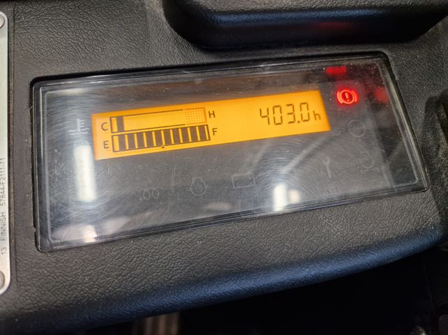 Toyota 02-8FDF25 dieseltrukki vm. 2016 (pyörivällä haarukkapihdillä)