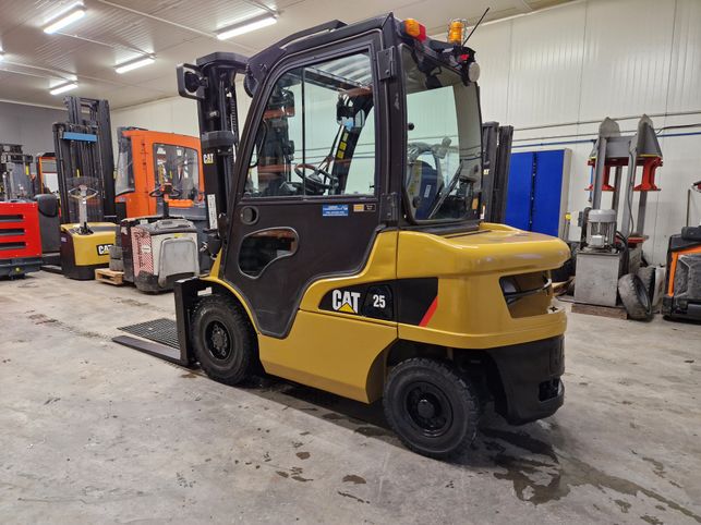 Cat DP25N dieseltrukki vm. 2013 